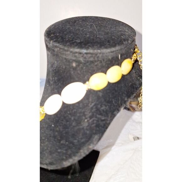 Acrylic Women's Necklace Vintage 90's Beaded Yellow Office Siren Grandmacore Y2K - Picture 5 of 9